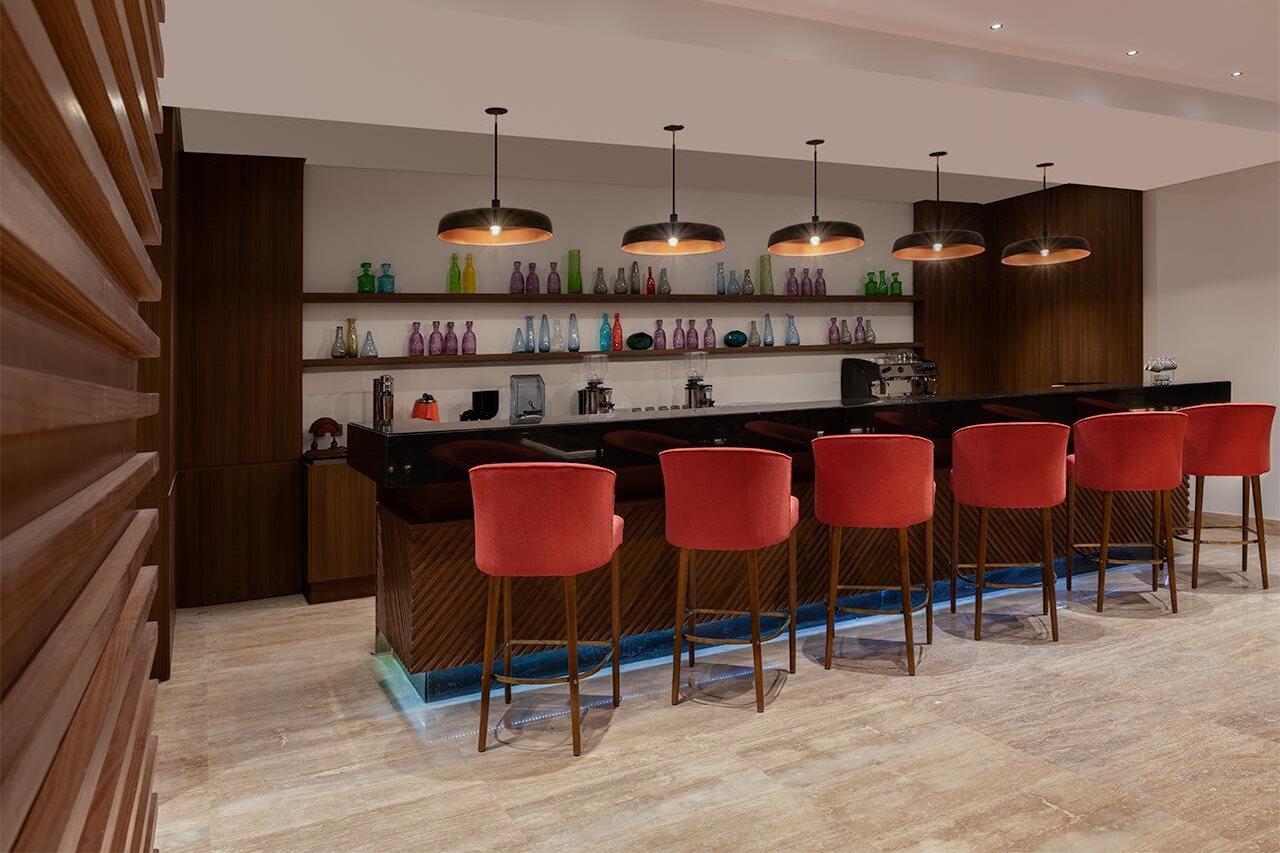 Crystal Inn Hotel - Alamein (Adults Only) El Alamein Buitenkant foto The bar at the lounge