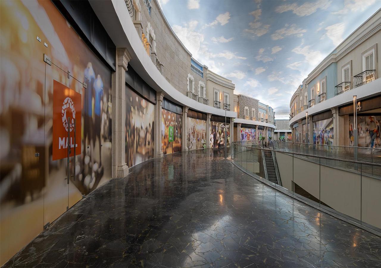 Crystal Inn Hotel - Alamein (Adults Only) El Alamein Buitenkant foto The interior of the shopping centre