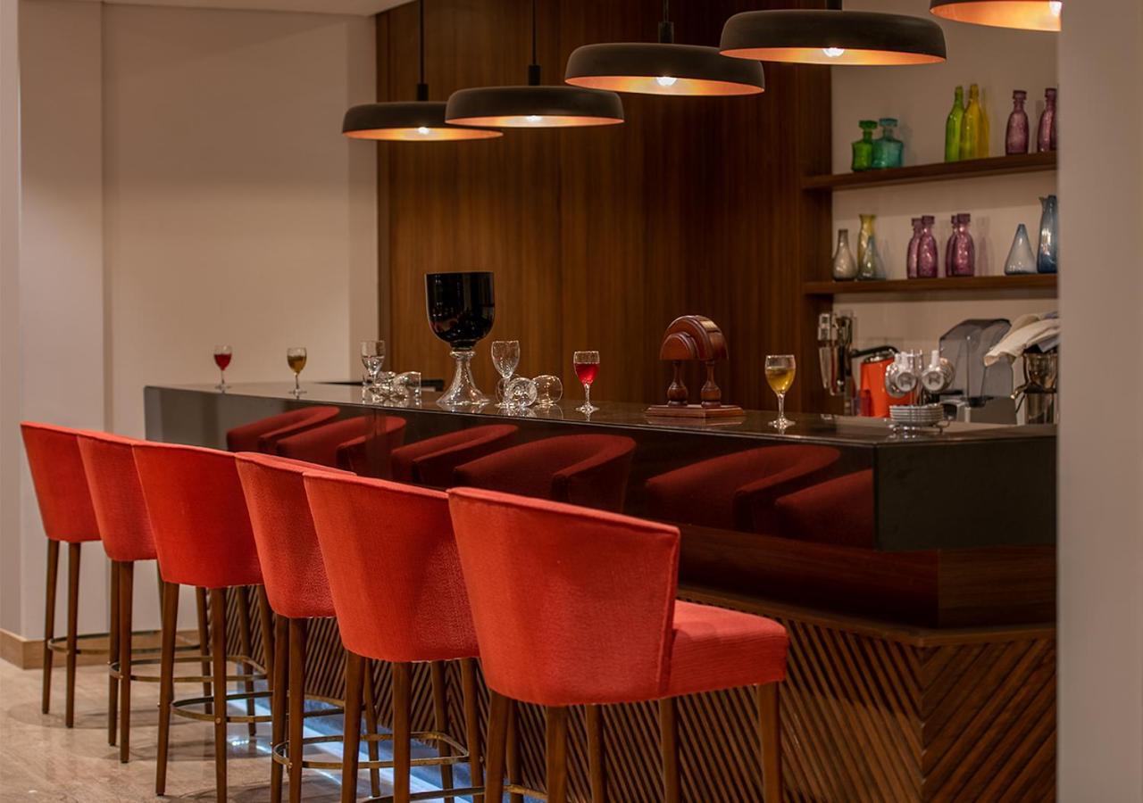 Crystal Inn Hotel - Alamein (Adults Only) El Alamein Buitenkant foto The bar at the 1907